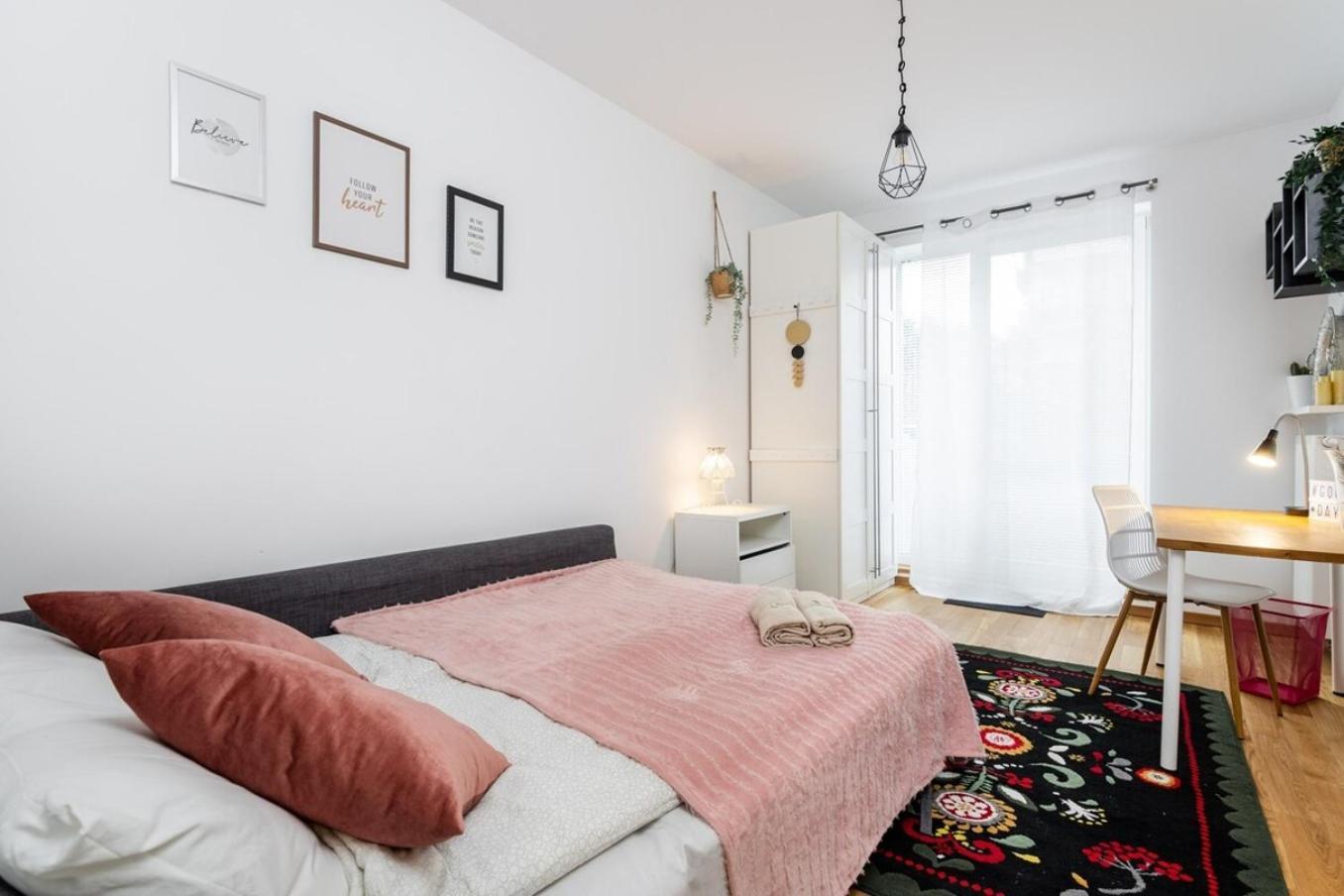 Apartment Modern 70m With Private Garden Metro Warsaw