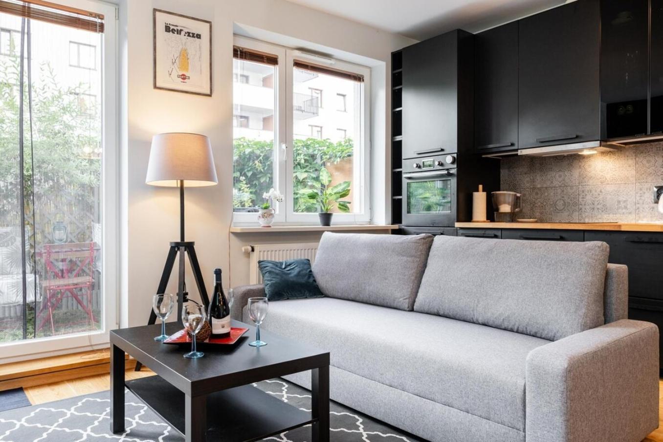 Apartment Modern 70m With Private Garden Metro *